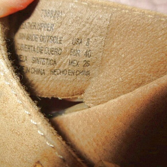 Earth Shoe GELRON 2000 Thong SANDALS Size 8 EMBROIDERED Embellished SUEDE Boho - Picture 6 of 12